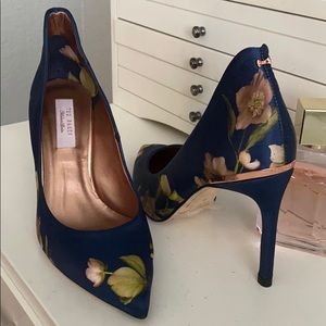 Ted Baker Pumps